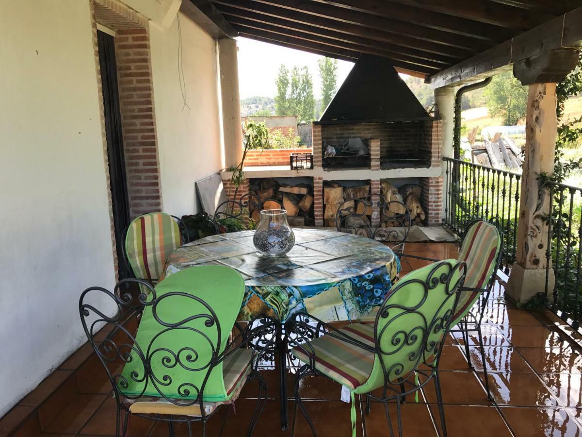 Casa De Pueblo Con Merendero Alquilable Opcionalmente Casarejos Εξωτερικό φωτογραφία